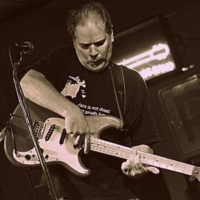 Photo of Jimmy Griswold, guitarist